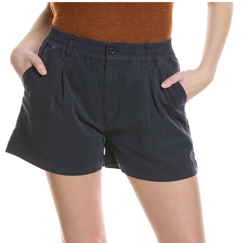 Michael Stars Sasha Twill short in admiral! NWT! Never worn!